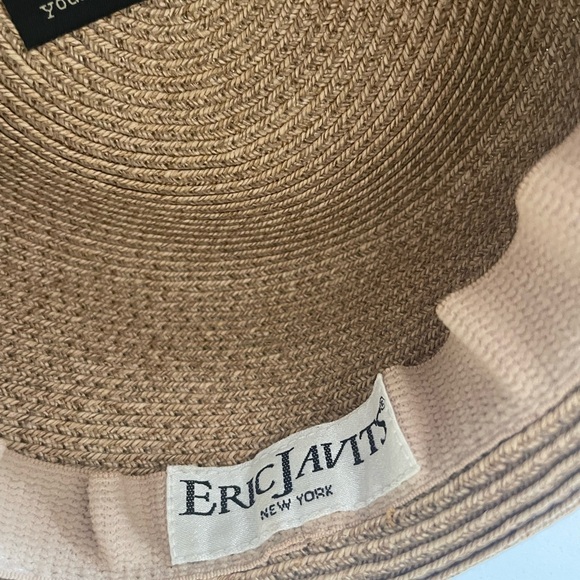 Eric Javits Tan Bucket Hat - Picture 4 of 7